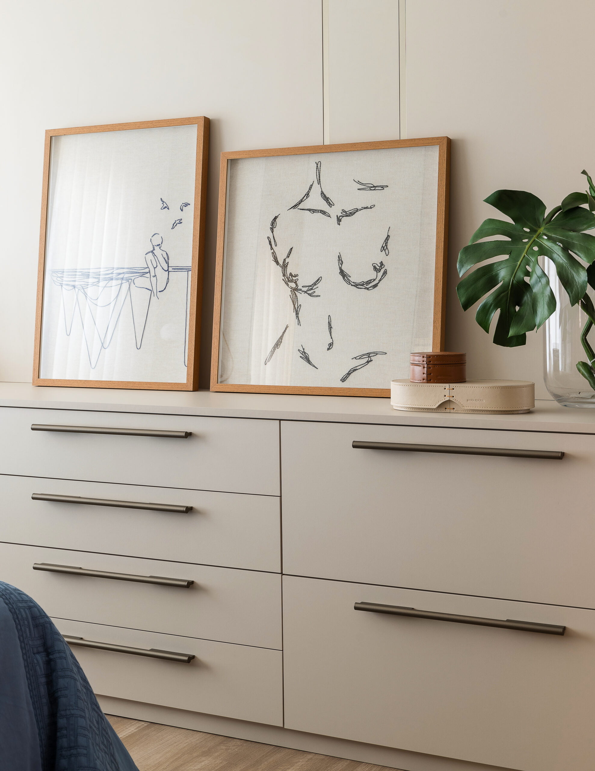 Bem Leve Design de Interiores | Deise e James | Quarto Casal - 008