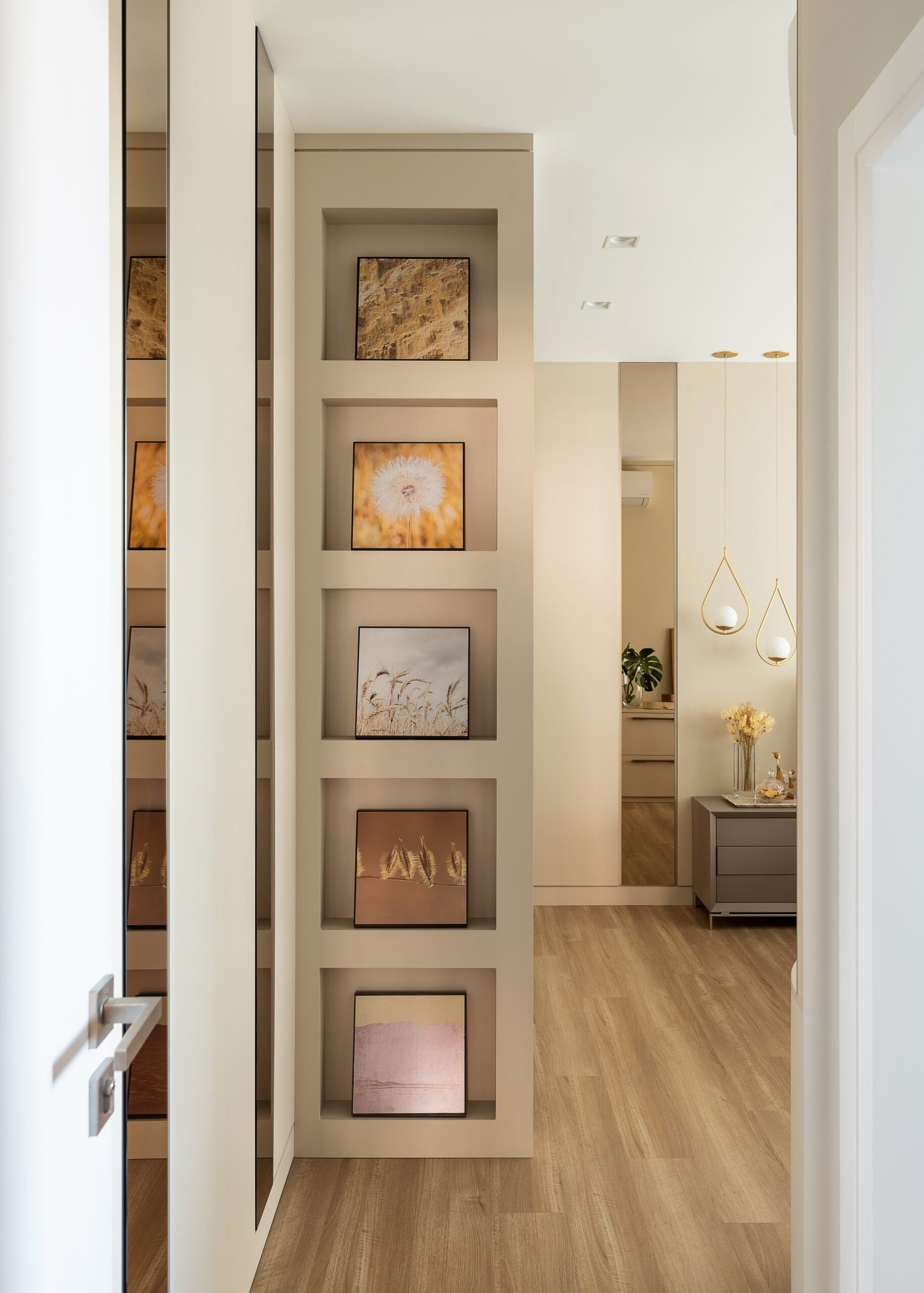 Bem Leve Design de Interiores | Deise e James | Quarto Casal - 012