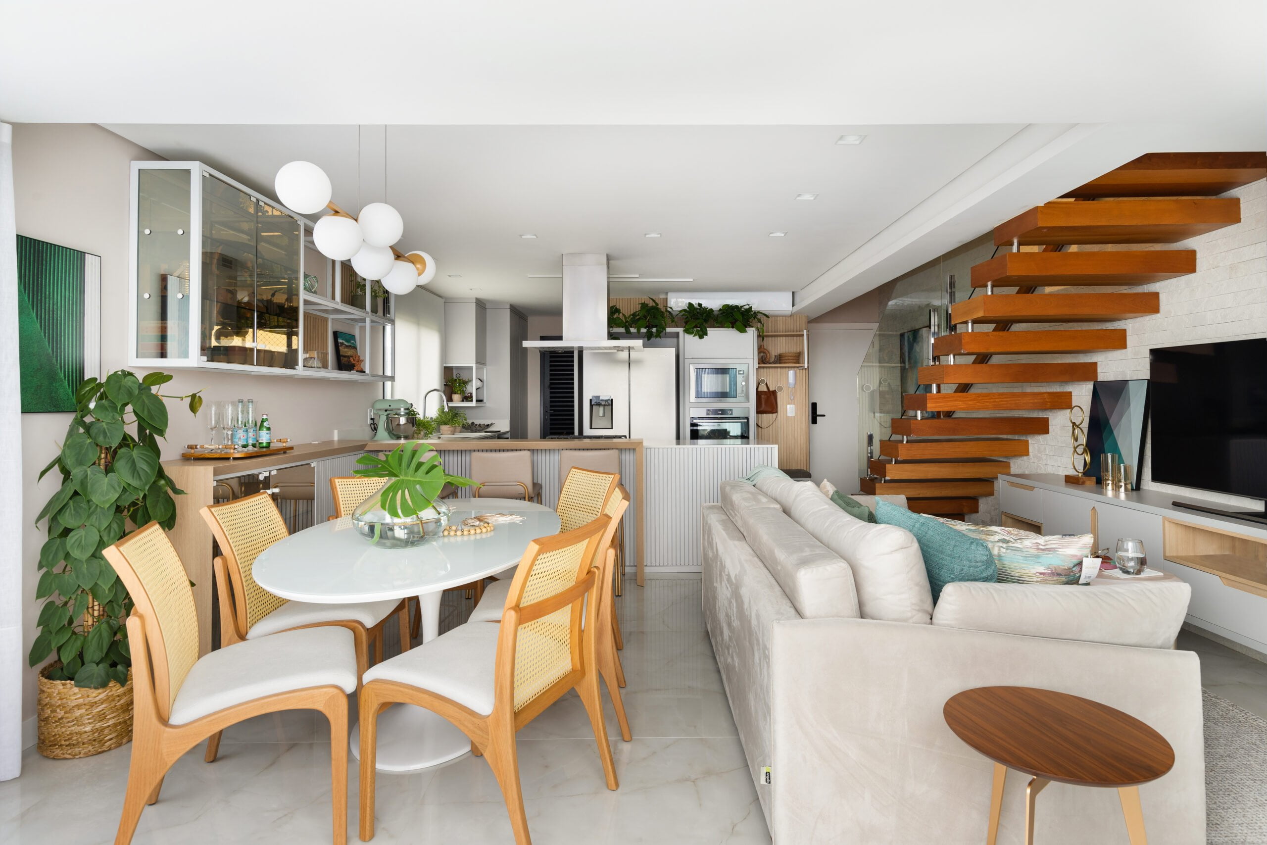 Bem Leve Design de Interiores | Marina e Caio | Sala Estar e Jantar - 009