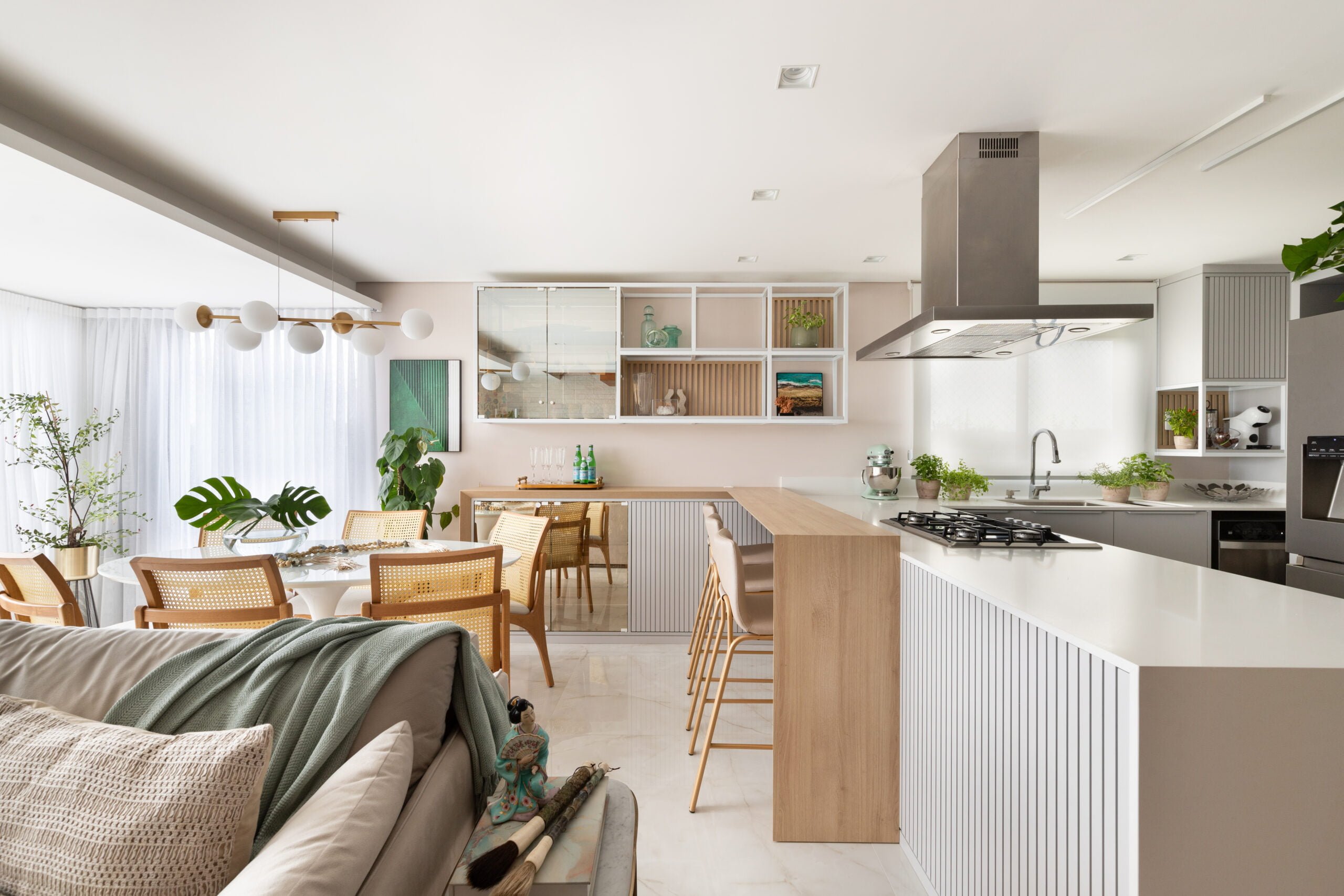 Bem Leve Design de Interiores | Marina e Caio | Sala Estar e Jantar - 001