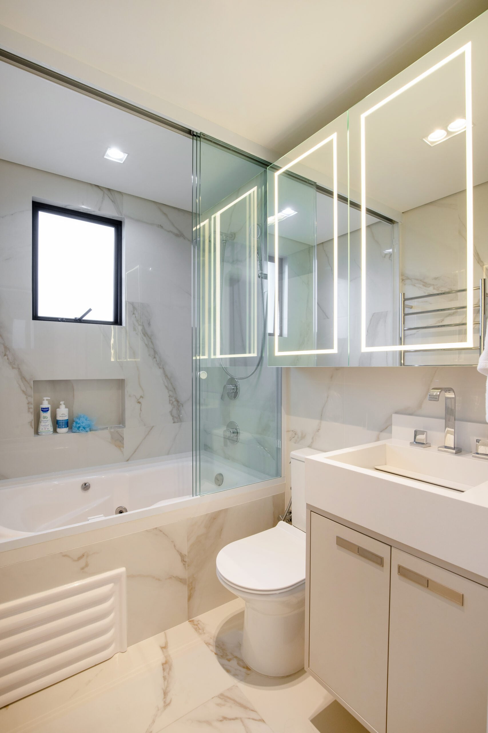 Bem Leve Design de Interiores | Marina e Caio | Banheiros - 003