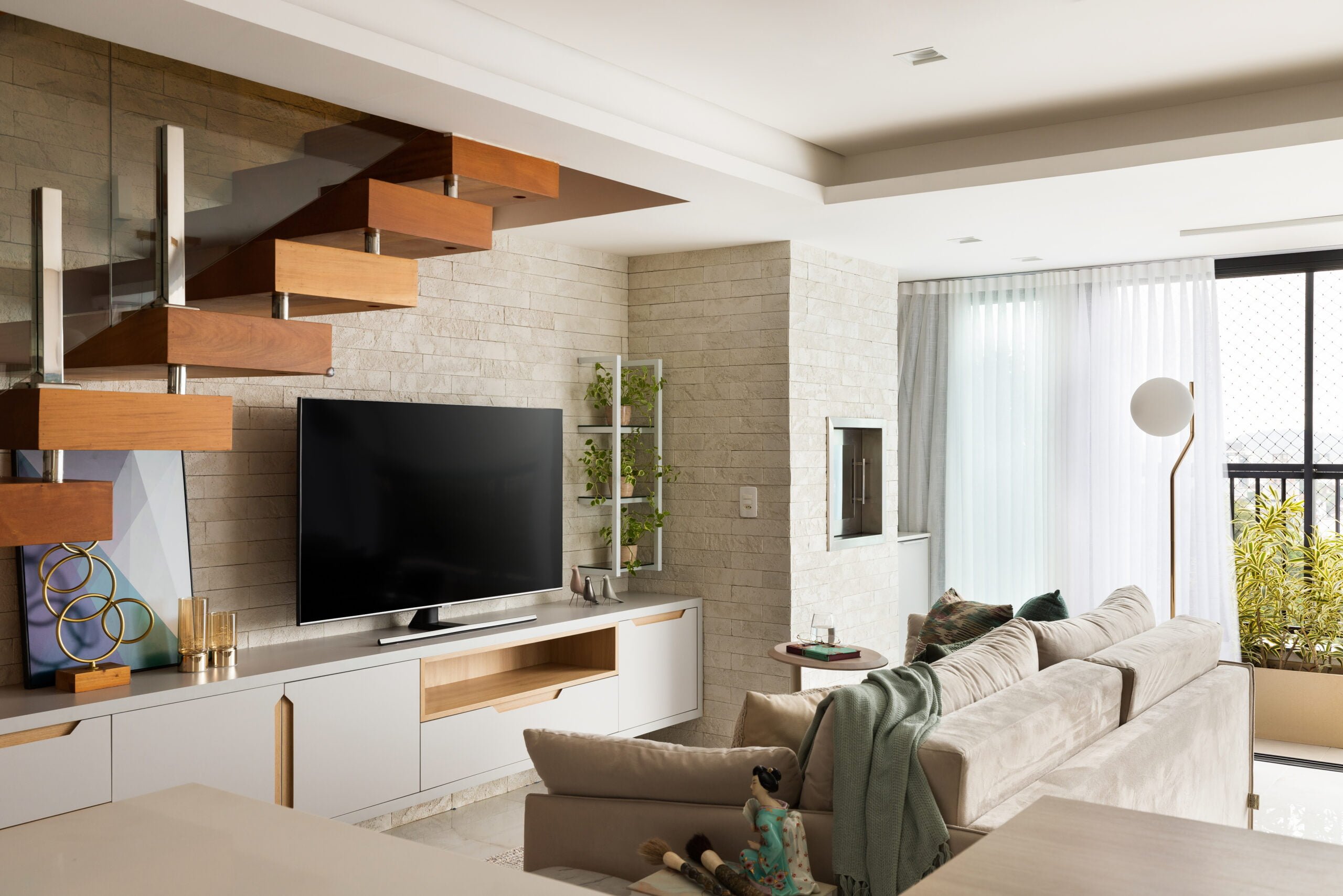 Bem Leve Design de Interiores | Marina e Caio | Sala Estar e Jantar - 006