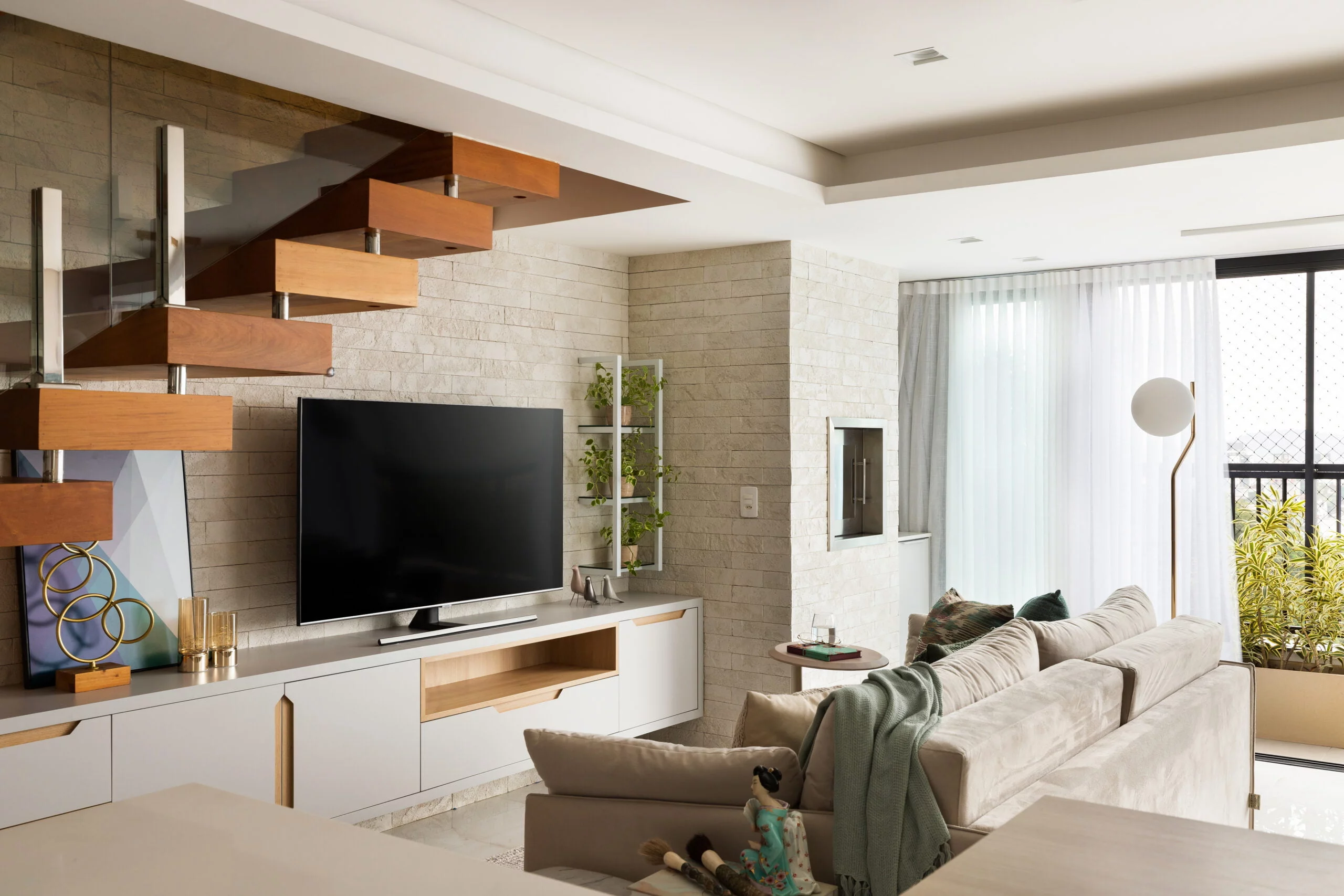 Bem Leve Design de Interiores | Marina e Caio | Sala Estar e Jantar - 006