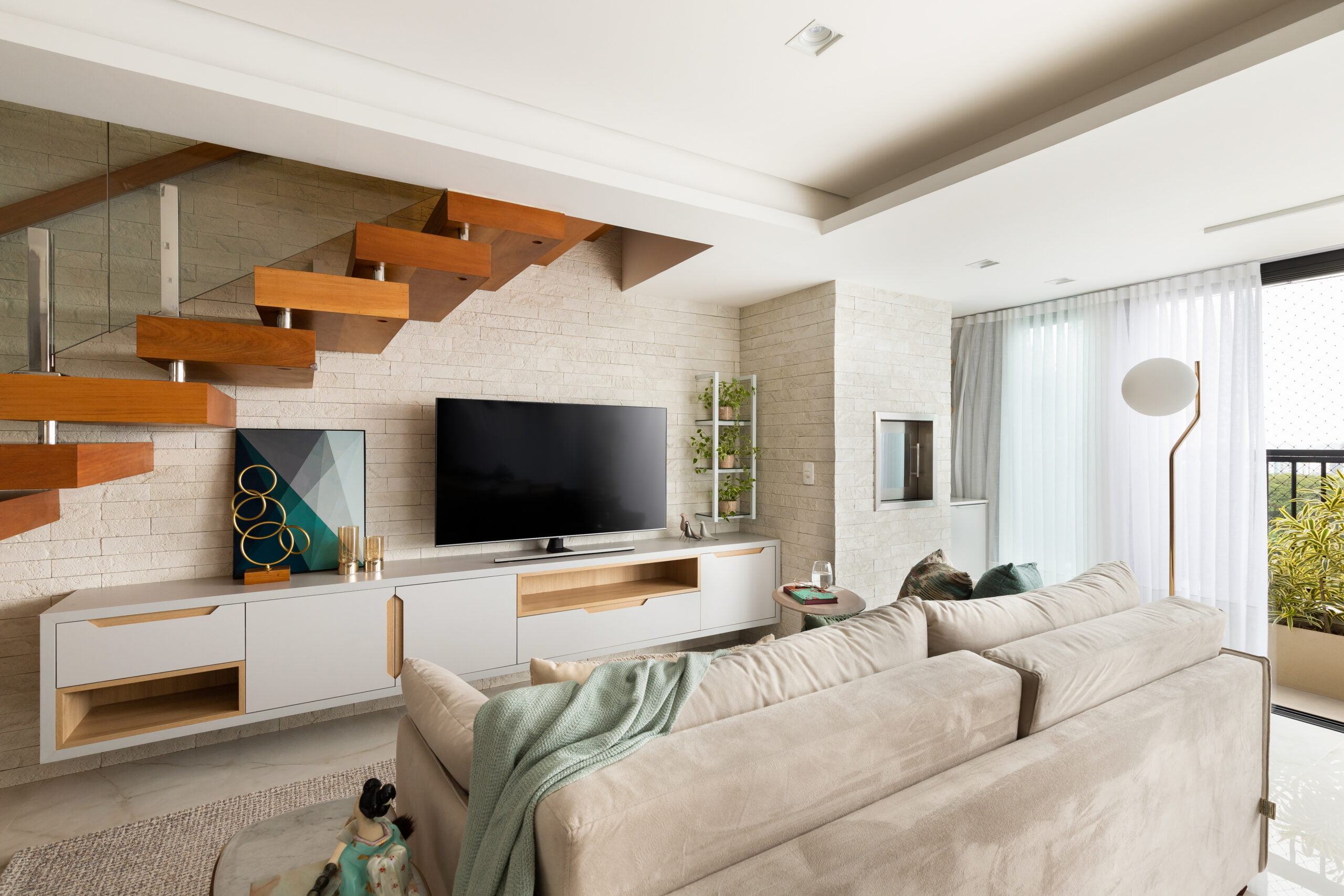 Bem Leve Design de Interiores | Marina e Caio | Sala Estar e Jantar - 008