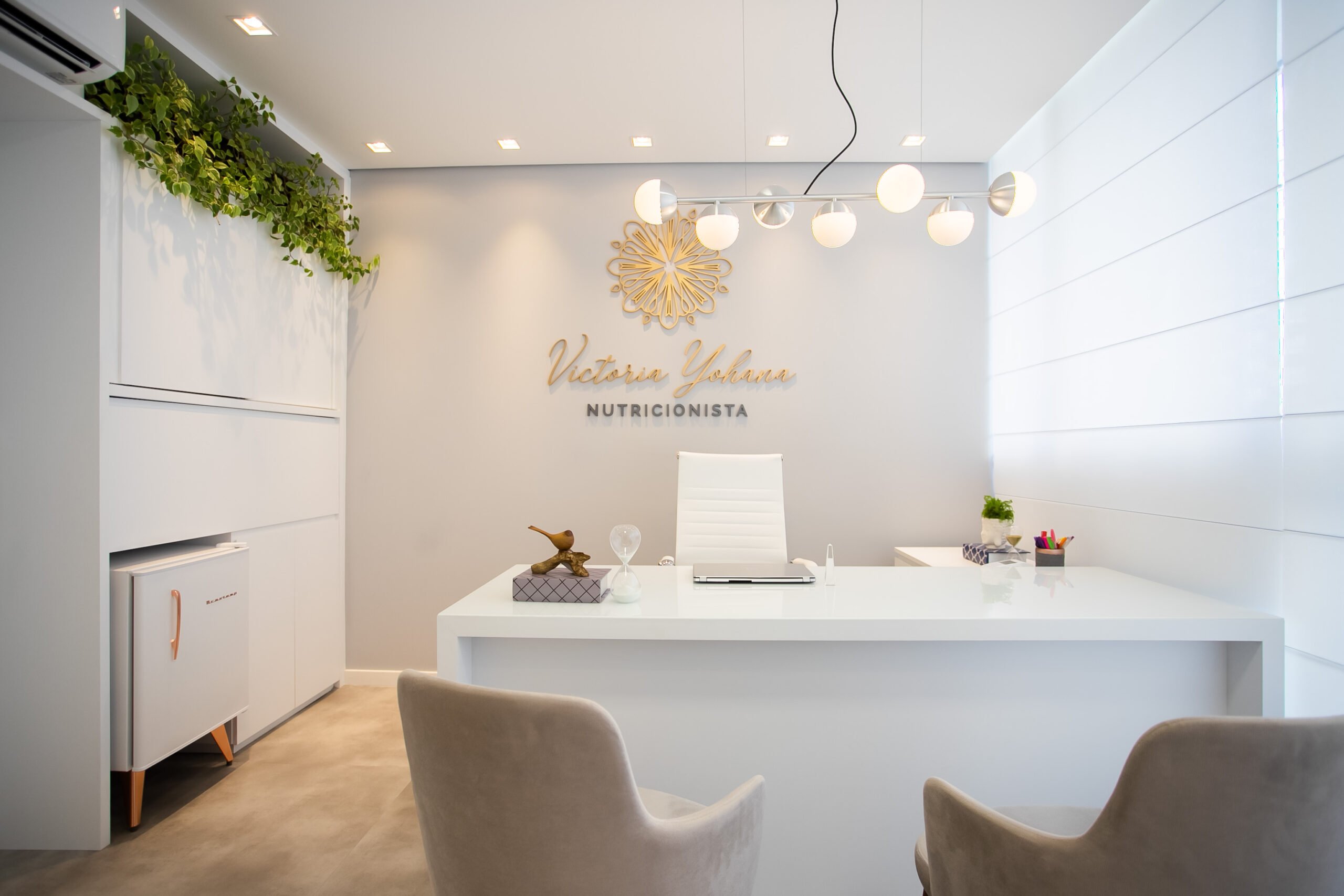Bem Leve Design de Interiores | COMERCIAIS | Consultório Nutri Victoria Yohana - 002