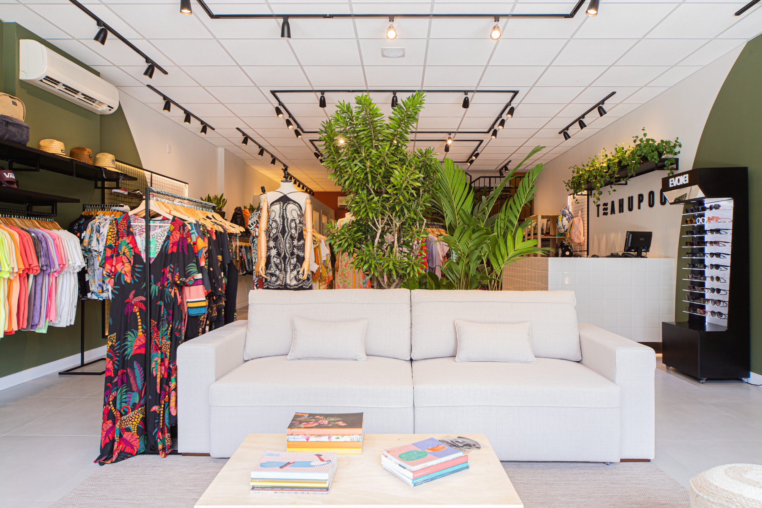 Bem Leve Design de Interiores | COMERCIAIS | Loja Teahupoo - 003