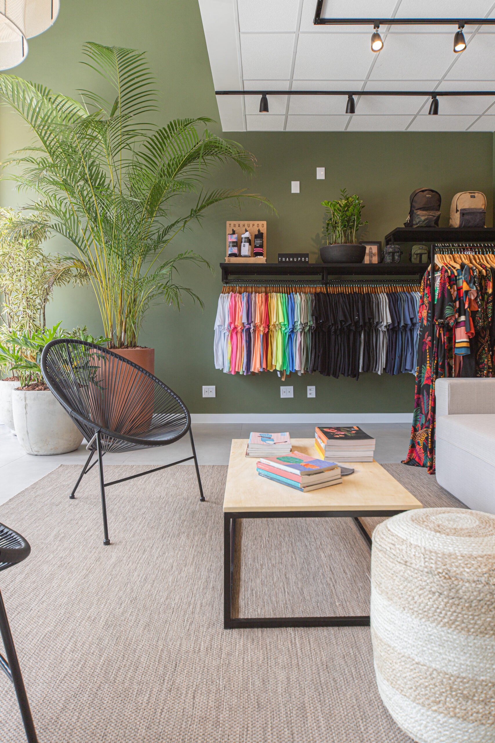 Bem Leve Design de Interiores | COMERCIAIS | Loja Teahupoo - 016