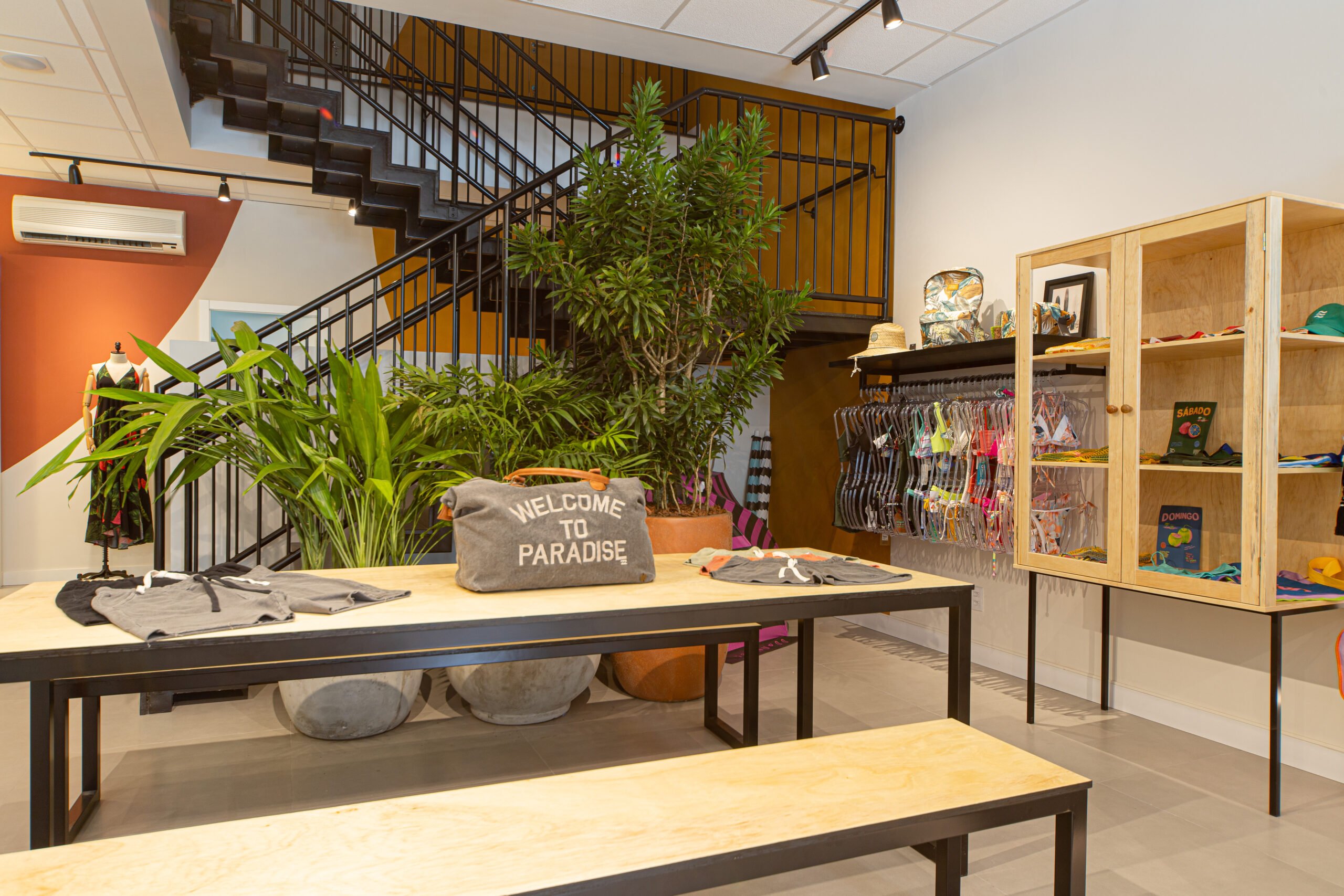 Bem Leve Design de Interiores | COMERCIAIS | Loja Teahupoo - 031