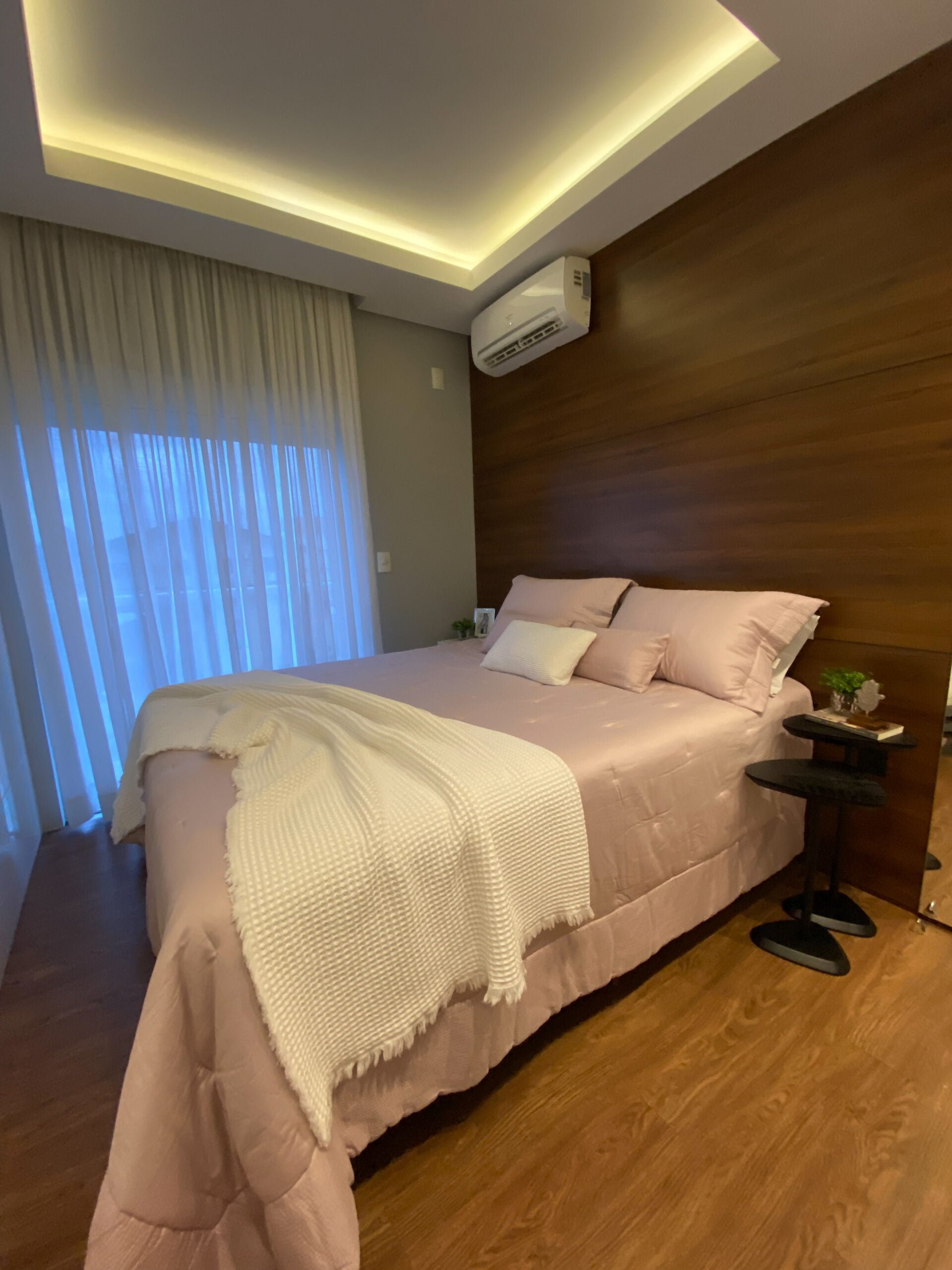 Bem Leve Design de Interiores | Maicol e Paula | Quarto Casal - 012